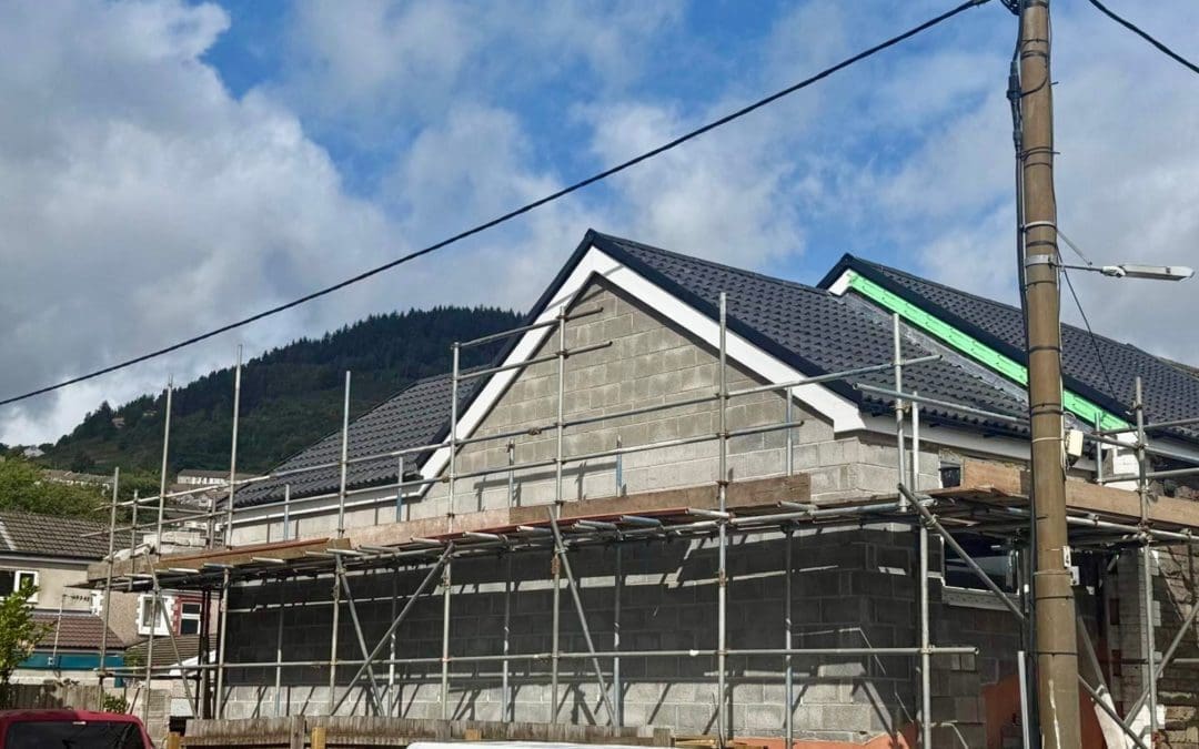 Wrap Around Extension in Tonypandy