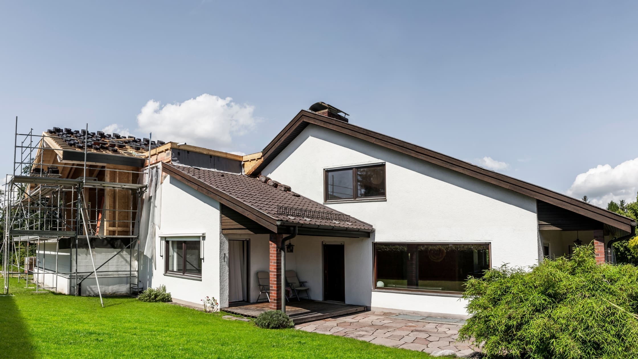 home with annex